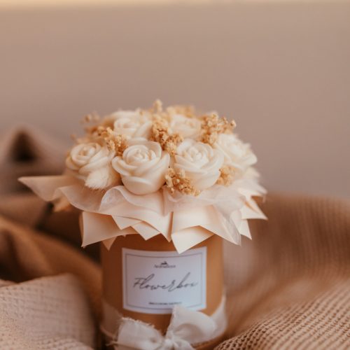 Flower box - świece sojowe - różyczki